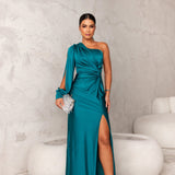 "Anna - Elegantna ženska obleka" can be rewritten as "Anna - Elegantna ženska moda".