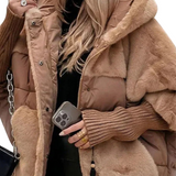 Dominika - Oblogan plašč s kapuco