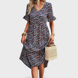 Fátima - Cvečni Oblek" can be rewritten as "Fátima - Floral Dress.