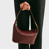 Isa - Burgundija Chic