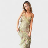 Andreia - Elegant Spring Apparel