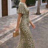 Clara - Elegant Midi Dress