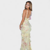 Andreia - Elegant Spring Apparel